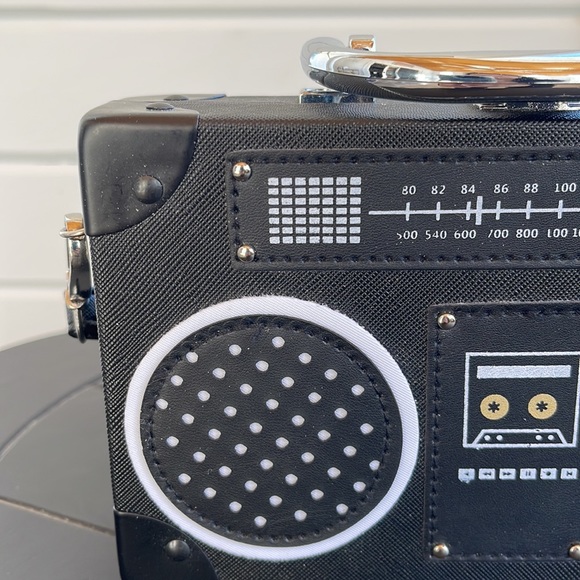 Boom box purse - Picture 2 of 5